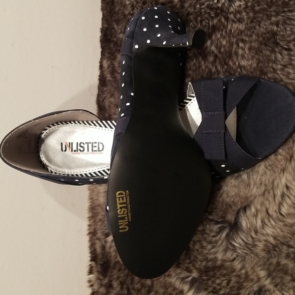 Women's heels Navy Suede and White Polka Dot size 9M by Unlisted - Picture 4 of 5